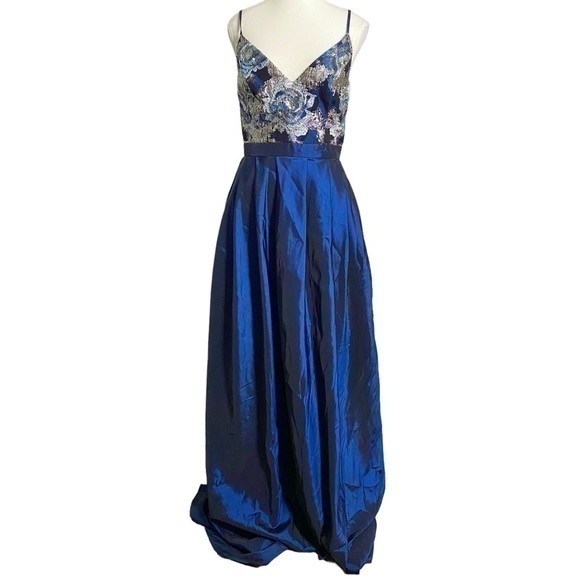 Badgley Mischka Dresses & Skirts - Badgley Mischka Blue Embroidered Top Fit and Flare Formal Evening Dress NWT